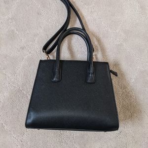 Black purse unbranded